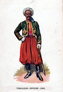 21-  Alger - Casbah - Musee Franchet d'Esperey -Tirailleur - Officier - 1941